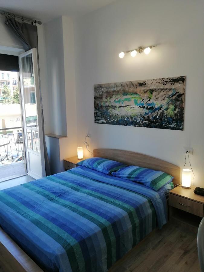 Albergo Blue Fish Albisola Superiore Exterior photo
